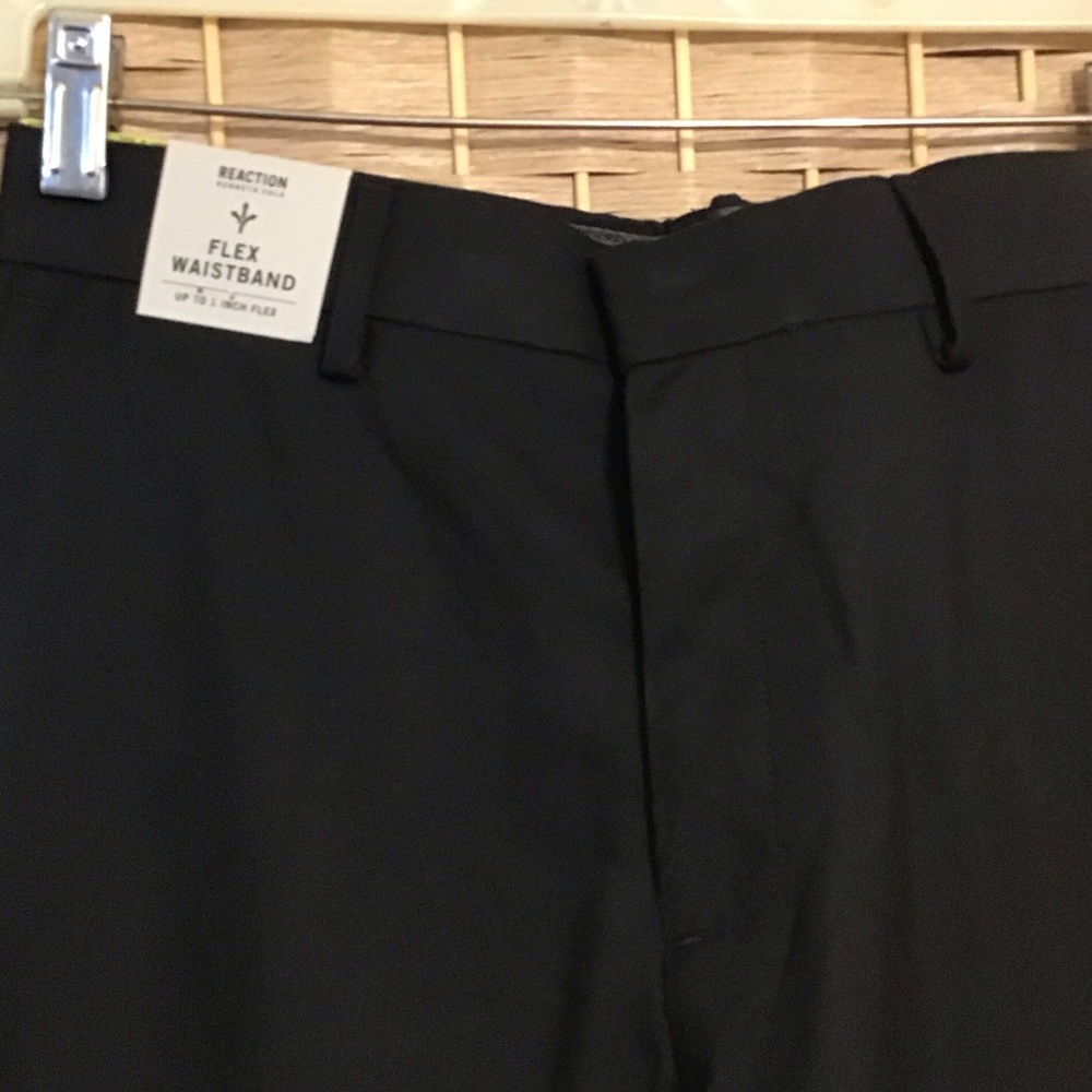 Kenneth Cole Reaction Black Flex Shorts